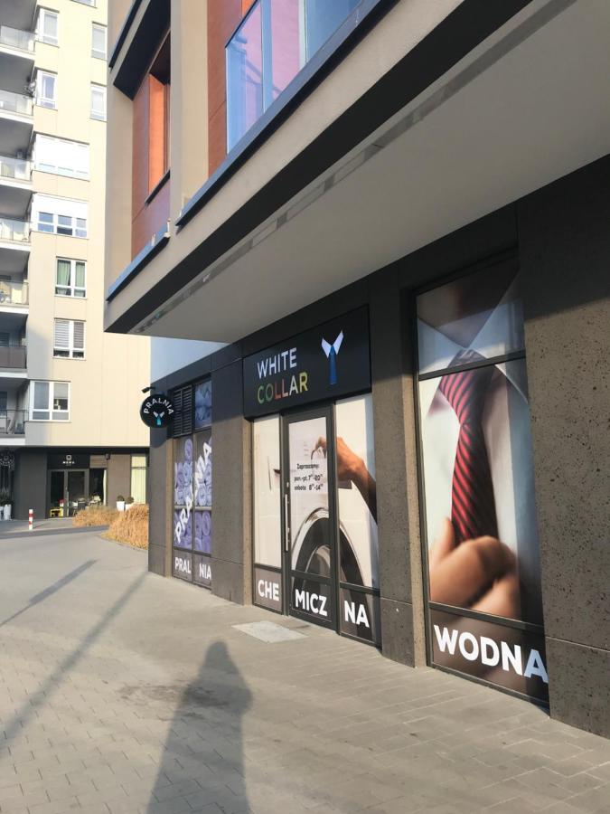 Warsaw - Aparts Lotnisko Okecie Lejlighed Eksteriør billede
